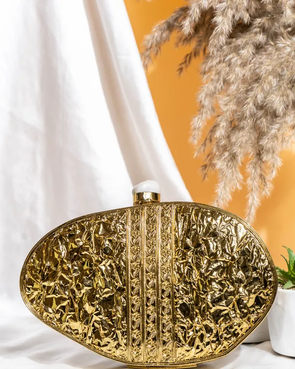 Aurira_Oval_MOP_Clutch_Bag_Single_Side
